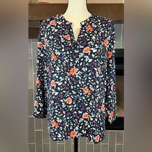 Daniel Rainn Koda Split v-Neck Blue floral Patterned Blouse medium